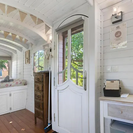 Roulotte De Charme Ferienhaus Saint-Sauveur (Dordogne)